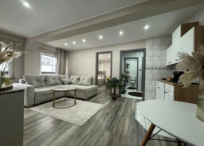 Loft-44147 Lägenhet *